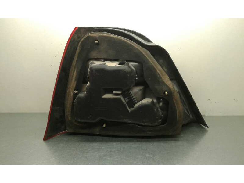 Recambio de piloto trasero derecho para mg serie 200 (rf) 1.4 16v cat referencia OEM IAM   