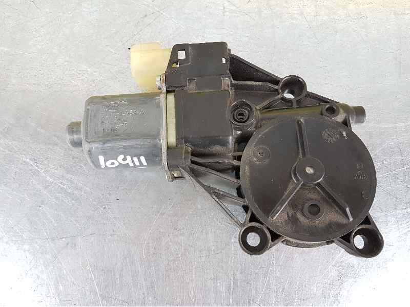 Recambio de motor elevalunas delantero derecho para ford fiesta (cb1) titanium referencia OEM IAM 0130822407 8A6114553A 2 PINS