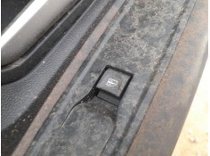 MANDO ELEVALUNAS DELANTERO DERECHO 254013145R 