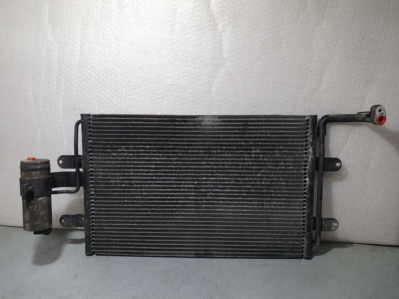 Recambio de condensador / radiador aire acondicionado para skoda octavia berlina (1u2) ambiente referencia OEM IAM 1J0820411D  
