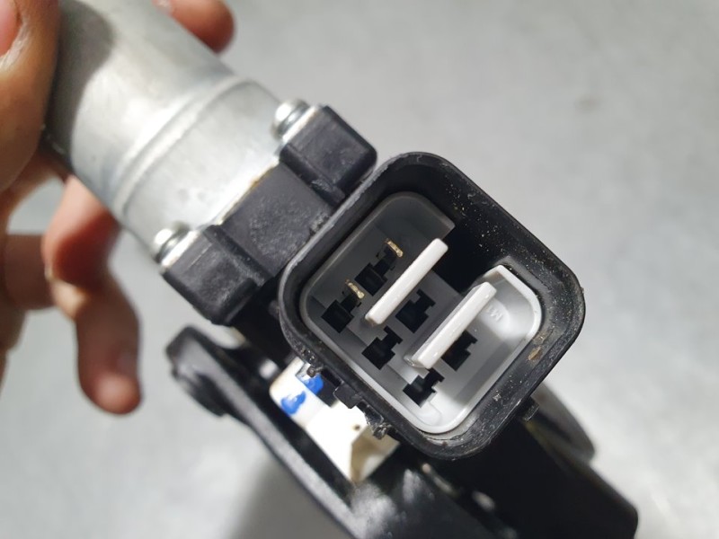 Recambio de elevalunas trasero izquierdo para honda civic berlina 5 (fk) 2.2 i-ctdi comfort referencia OEM IAM SIN REF  ELECTRIC