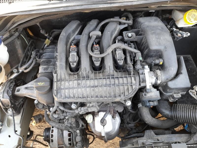 Recambio de motor completo para citroën c3 iii (sx) 1.2 vti 82 referencia OEM IAM HM05  