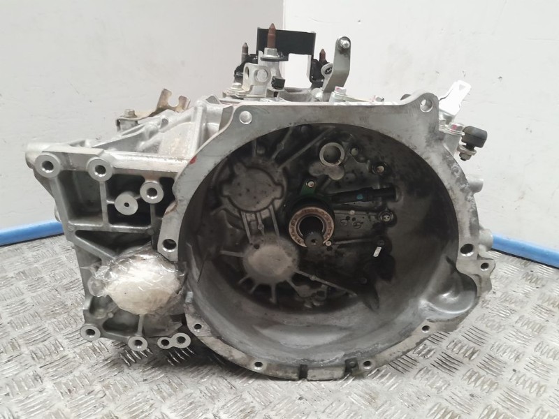 Recambio de caja cambios para mitsubishi asx (ga0w) kaiteki 4wd referencia OEM IAM 2500A296 A0614057 6VELOCIDADES