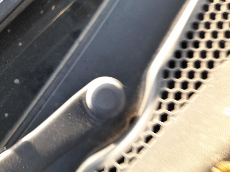 Recambio de motor limpia delantero para citroën c3 iii (sx) 1.2 vti 82 referencia OEM IAM 9815497780  