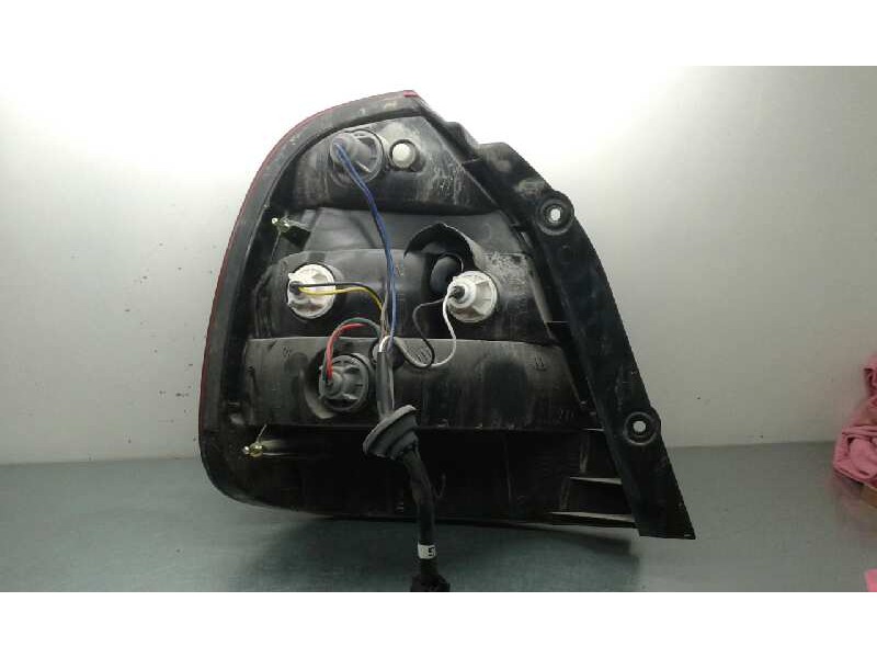 Recambio de piloto trasero derecho para daewoo nubira berlina se (1999) referencia OEM IAM   