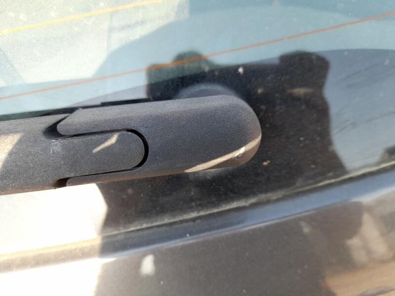 Recambio de motor limpia trasero para citroën c3 iii (sx) 1.2 vti 82 referencia OEM IAM 9811259 80  