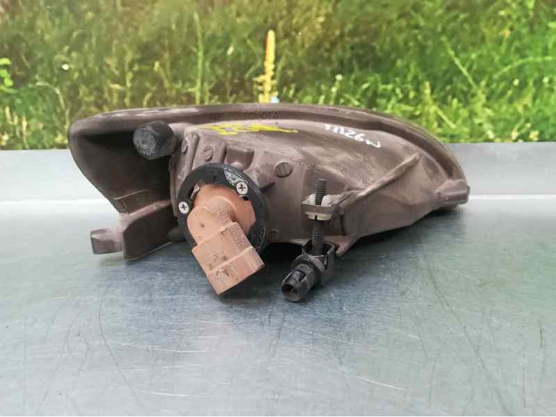 Recambio de faro antiniebla izquierdo para lexus rx 300(mcu35) luxury referencia OEM IAM 8122048020  PICADO