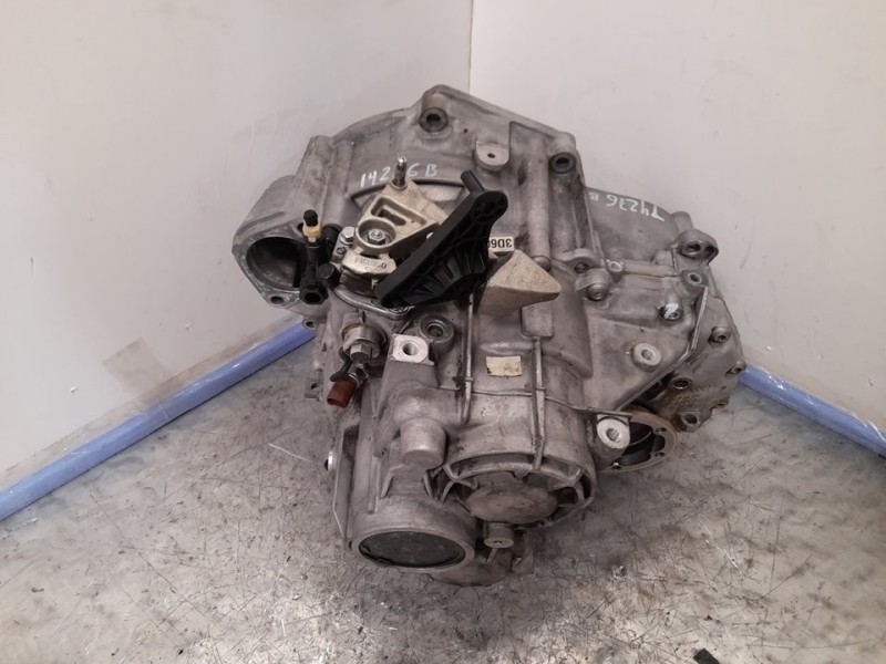 Recambio de caja cambios para skoda superb combi (3t5) ambition referencia OEM IAM LHD 03011 6VELOCIDADES