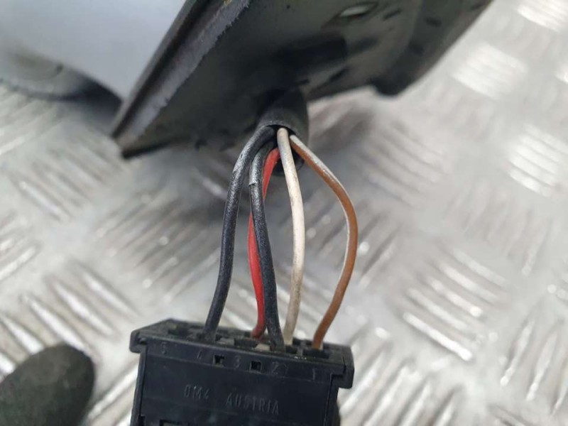 Recambio de retrovisor derecho para audi a3 (8l) 1.6 ambiente referencia OEM IAM SIN REF  ELECTRICO 5 CABLES