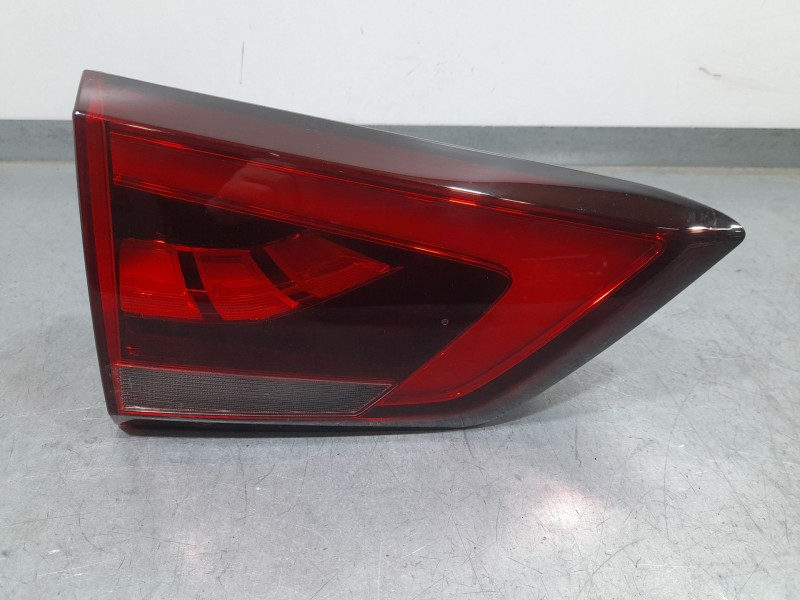 Recambio de piloto trasero izquierdo interior para mg zs 1.5 vti referencia OEM IAM 10571683  