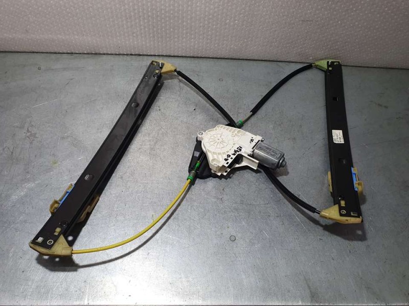 Recambio de elevalunas delantero derecho para audi a4 ber. (b8) básico referencia OEM IAM 8K0837462 102197981510 BROSE ELECTRICO