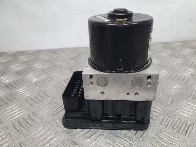 Recambio de abs para opel zafira b cosmo referencia OEM IAM 13234911 10020602484 ATE
