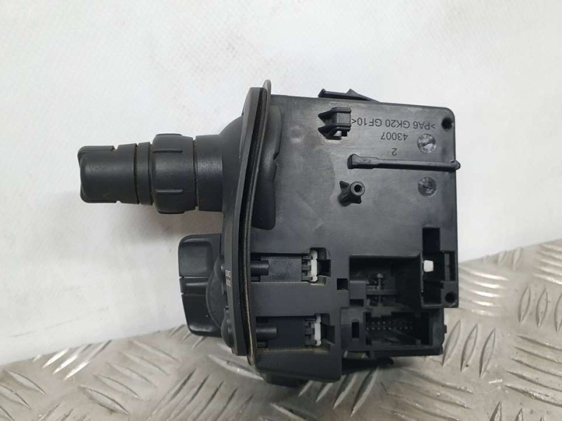 Recambio de mando limpia para renault modus confort dynamique referencia OEM IAM 88103003055 7701060097 