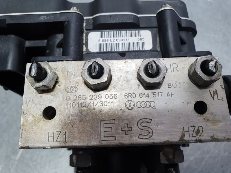 Recambio de abs para volkswagen polo (6r1) crosspolo referencia OEM IAM 6R0614517AF 0265239056 BOSCH