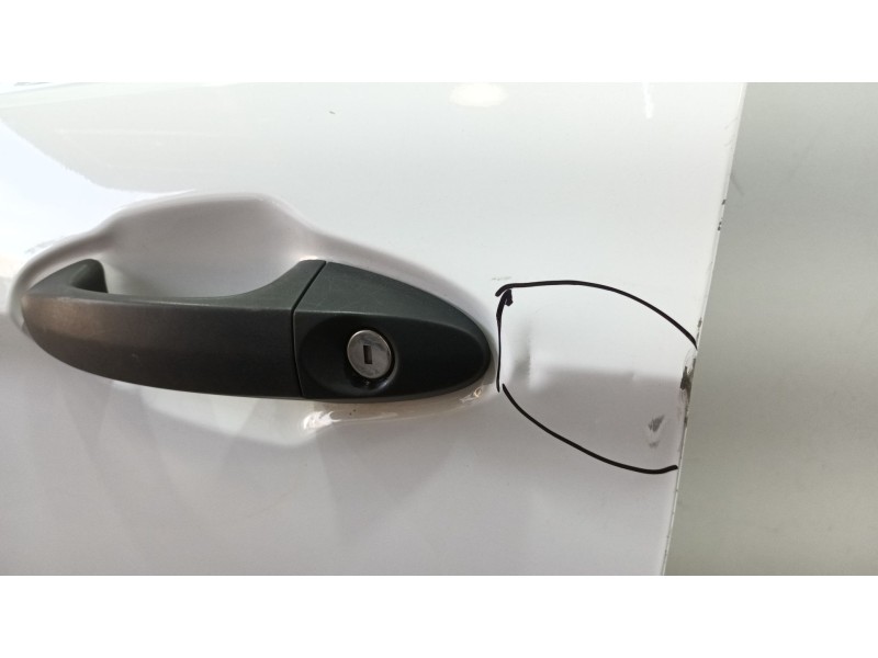 Recambio de puerta delantera izquierda para ford transit courier b460 furgoneta/monovolumen 1.5 tdci referencia OEM IAM 2595358 