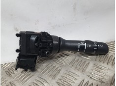 Recambio de mando limpia para toyota auris active referencia OEM IAM 0241117F582  