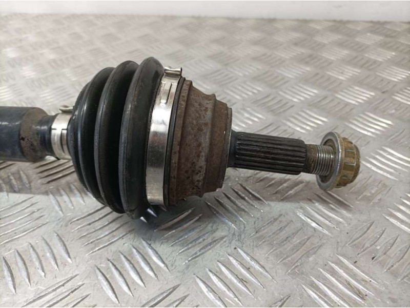 Recambio de transmision delantera derecha para volkswagen polo berlina (6n1) básico referencia OEM IAM JZW407450FV  