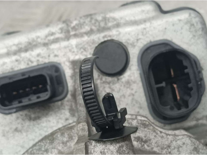 Recambio de bomba direccion electrica para citroën c4 grand picasso exclusive referencia OEM IAM 9681965780 A0011996 TRW