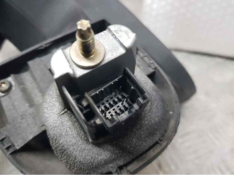 Recambio de retrovisor derecho para opel vivaro combi 2.9 t largo referencia OEM IAM 91160051  ELECTRICO TOCADO 5 PINS