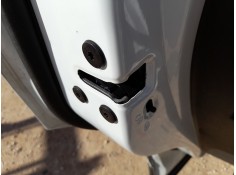 CERRADURA PUERTA TRASERA IZQUIERDA 825031538R 