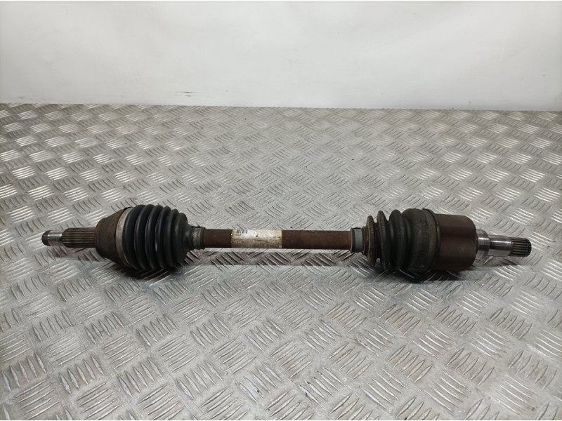 Recambio de transmision delantera izquierda para ford fiesta (cb1) trend referencia OEM IAM 8V513B437AAA  