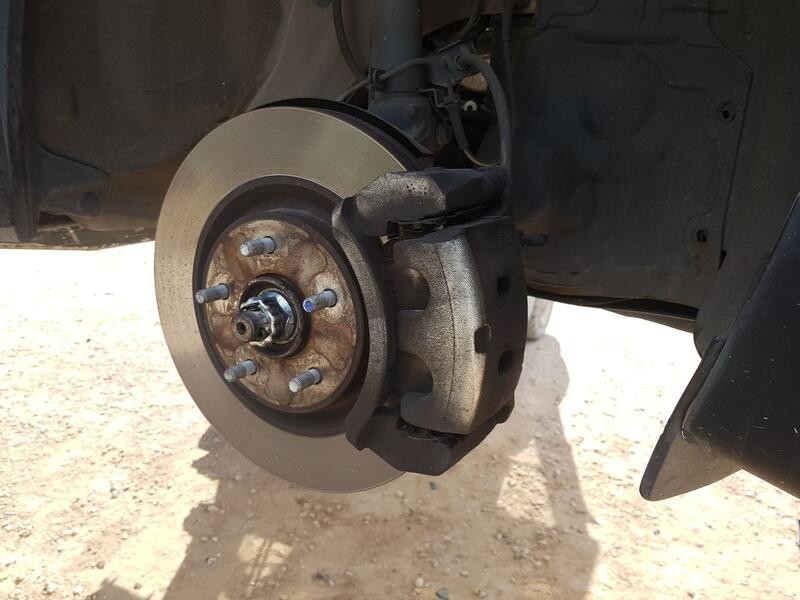 Recambio de pinza freno delantera derecha para nissan x-trail iii (t32_, t32r, t32rr) 1.6 dci (t32) referencia OEM IAM 410014BA0