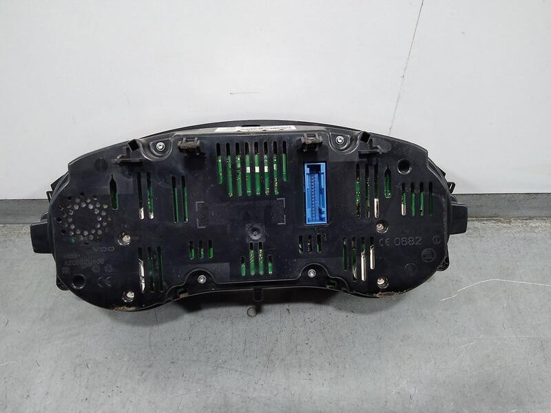 Recambio de cuadro instrumentos para skoda superb combi (3t5) ambition referencia OEM IAM 3t1920841h  
