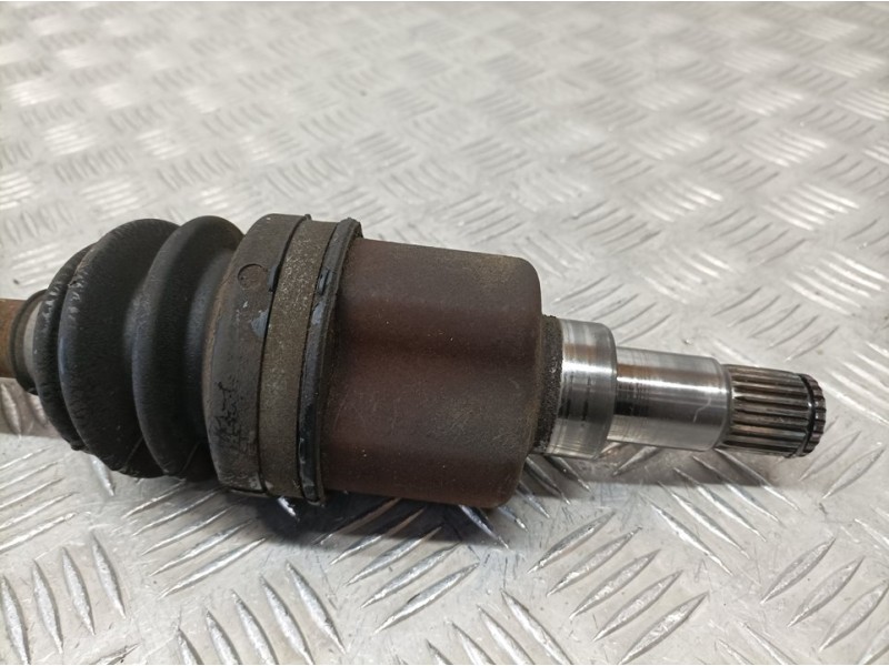 Recambio de transmision delantera izquierda para ford fiesta (cb1) trend referencia OEM IAM 8V513B437AAA  