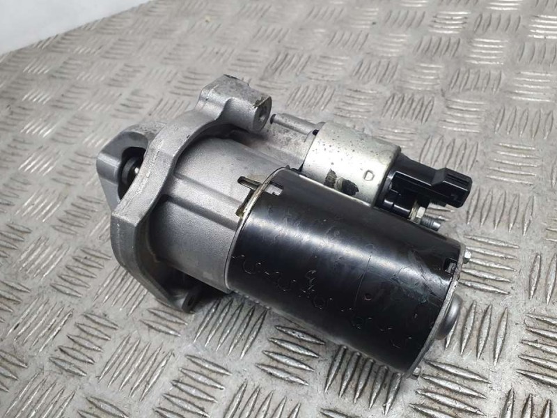 Recambio de motor arranque para peugeot 3008 allure referencia OEM IAM 9674077280 ESM18E8 VALEO