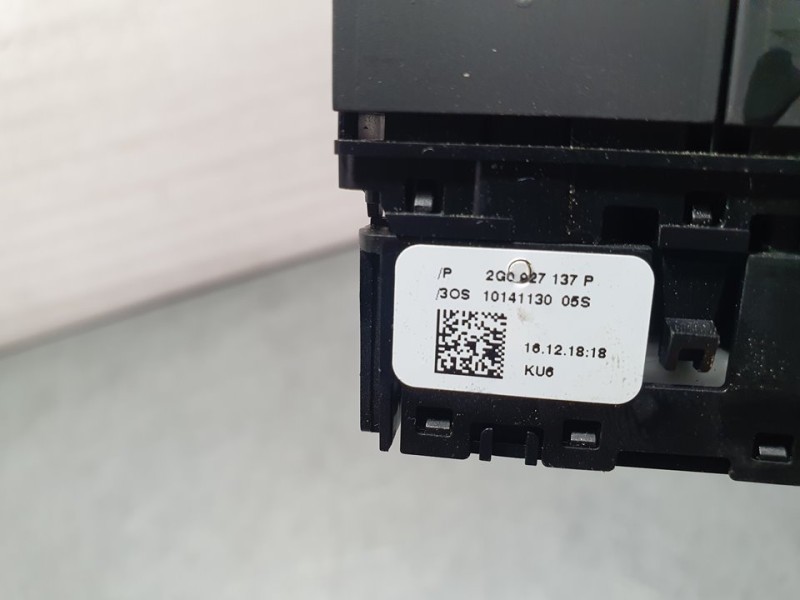 Recambio de modulo electronico para volkswagen polo advance referencia OEM IAM 2G0927137P 10141130 