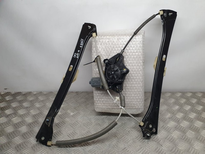 Recambio de elevalunas delantero derecho para skoda superb (3v3) active referencia OEM IAM SIN REF  ELECTRICO 2 PINES