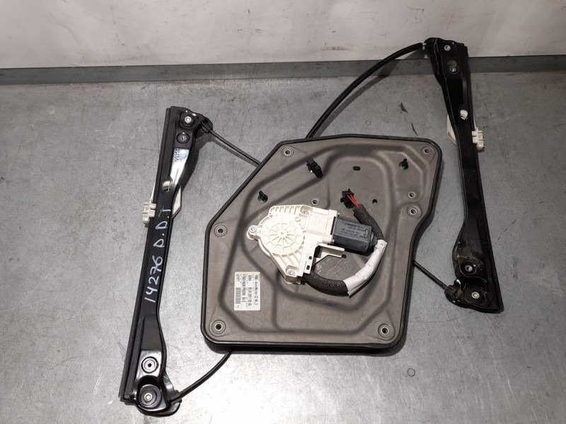 Recambio de elevalunas delantero derecho para skoda superb combi (3t5) ambition referencia OEM IAM 3T0837402B  ELECTRICO 2 PINES