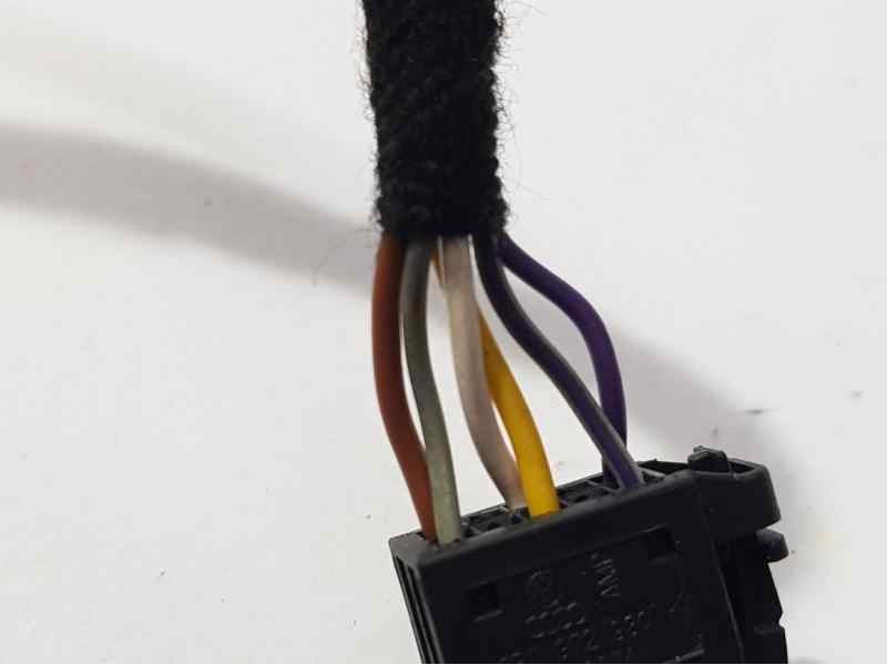 Recambio de retrovisor derecho para volkswagen polo (6r1) crosspolo referencia OEM IAM  6 CABLES ELECTRICO