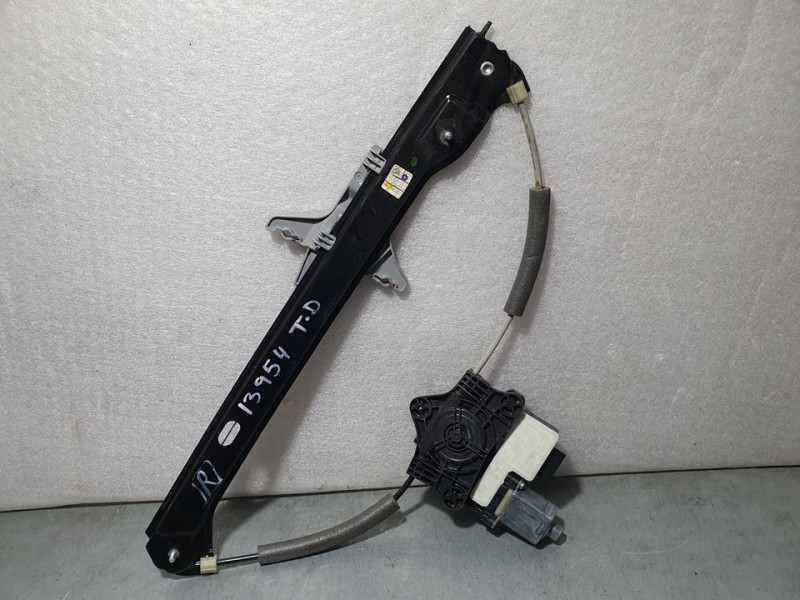 Recambio de elevalunas trasero derecho para skoda superb (3v3) active referencia OEM IAM SIN REF  ELECTRICO 5 PINES