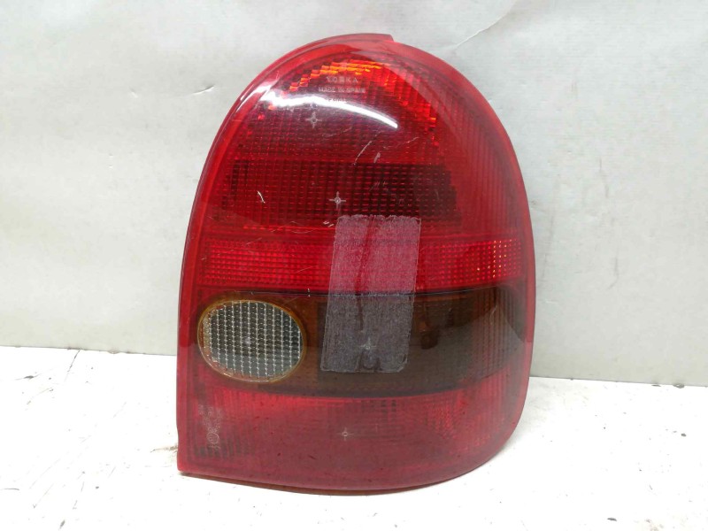 Recambio de piloto trasero derecho para opel corsa b 1.0 12v cat (x 10 xe / lw3) referencia OEM IAM   