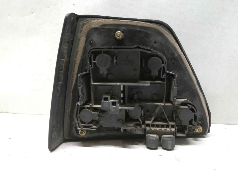 Recambio de piloto trasero derecho para volkswagen golf ii (191/193) 1.6 referencia OEM IAM   