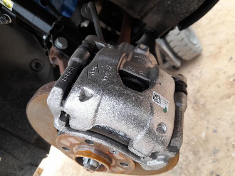 Recambio de pinza freno delantera derecha para dacia sandero iii 1.0 tce 90 eco-g referencia OEM IAM 410016702R  