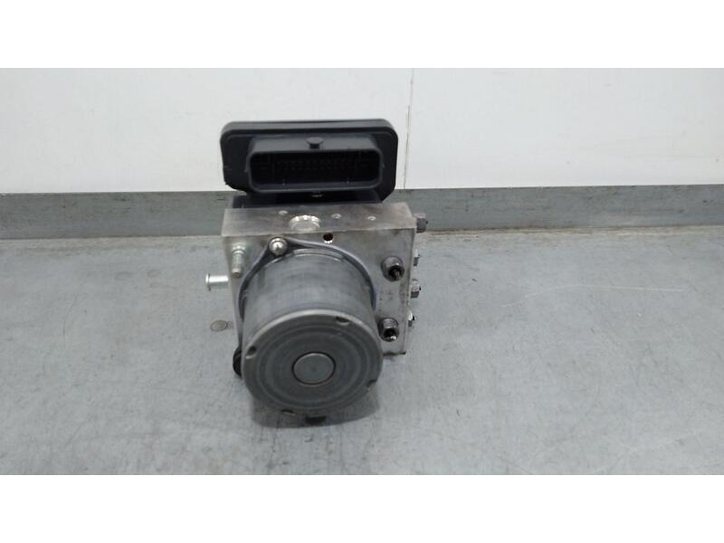 Recambio de abs para fiat tipo ii (357) fam lounge referencia OEM IAM 52082506 0265258796 / 6000626724 Bosch