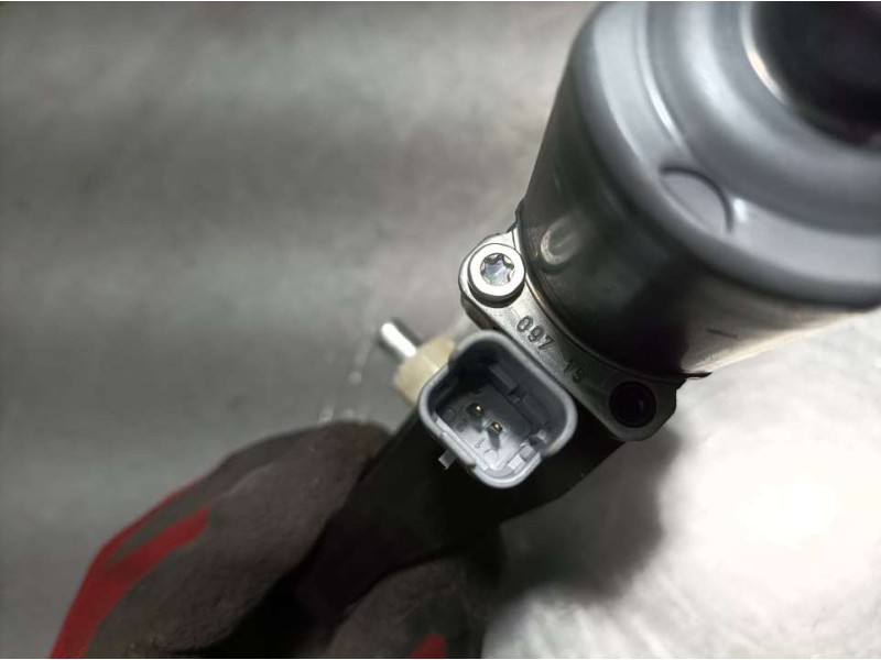 Recambio de motor elevalunas trasero izquierdo para hyundai ix20 gls style referencia OEM IAM 834501P000 0130822639 BOSCH