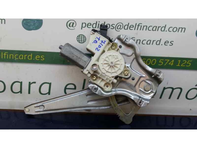 Recambio de elevalunas trasero derecho para toyota corolla (e12) 1.6 linea terra berlina referencia OEM IAM  6 PINS ELECTRICO