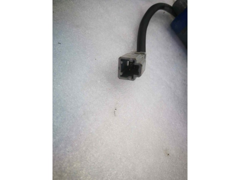 Recambio de elevalunas trasero derecho para mg serie 600 (rh) 2.0 cat referencia OEM IAM 130821630  DOS PINS