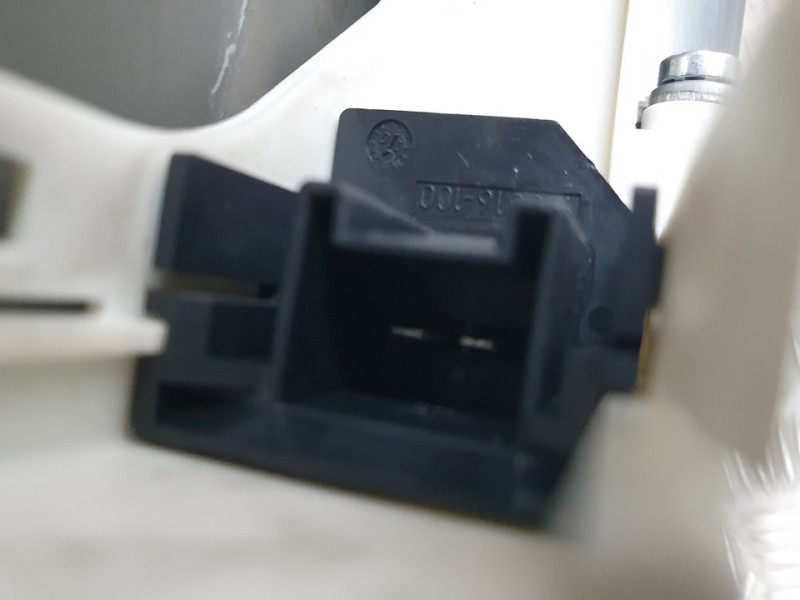 Recambio de elevalunas trasero izquierdo para skoda superb combi (3t5) ambition referencia OEM IAM 3T0837401B  ELECTRICO 2 PINES