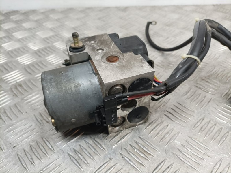 Recambio de abs para nissan primera berlina (p11) slx referencia OEM IAM 476002F000 0265214411 BOSCH