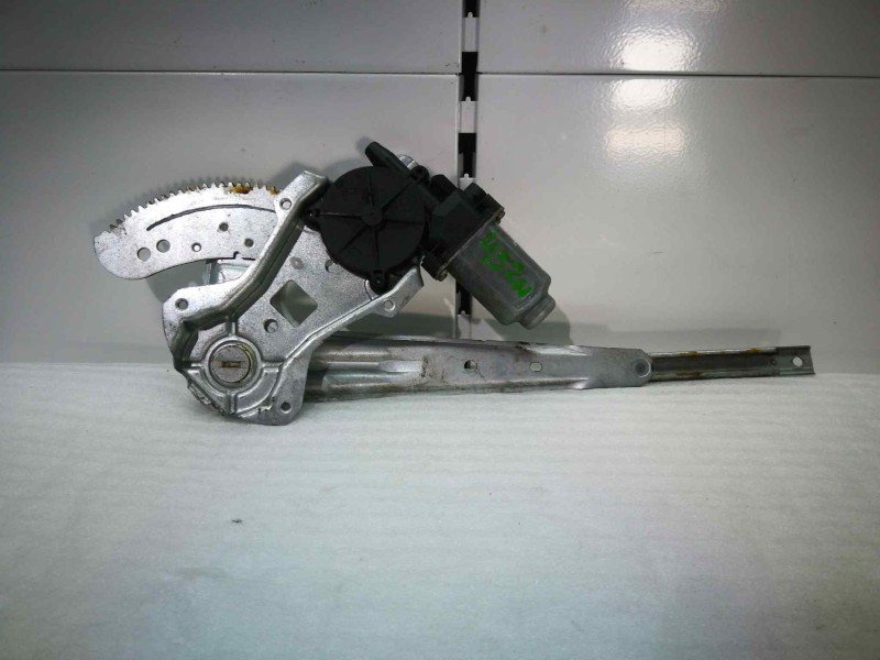 Recambio de elevalunas trasero izquierdo para nissan almera (n16/e) acenta referencia OEM IAM 400688T7 400688 DOS PINS