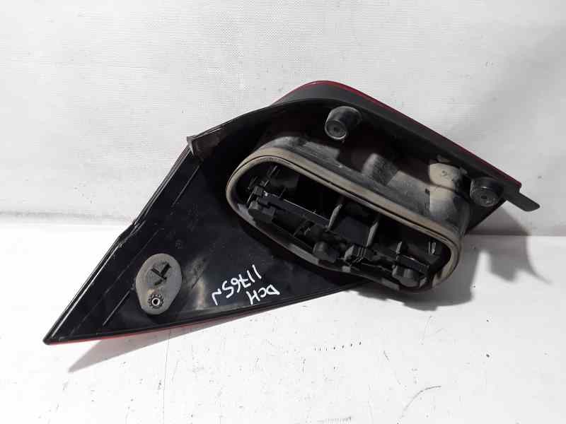 Recambio de piloto trasero derecho para renault laguna ii grandtour (kg0) expression referencia OEM IAM 8200703489  