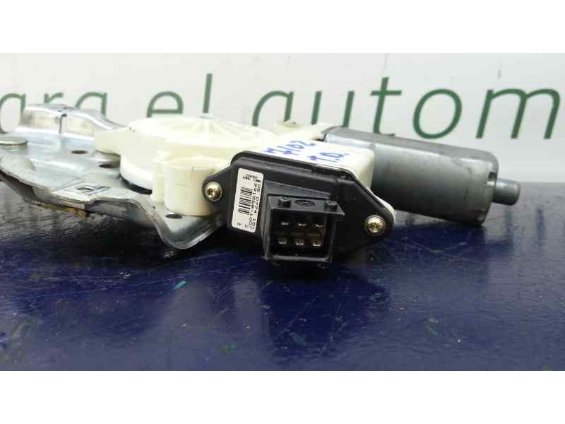 Recambio de elevalunas trasero derecho para toyota corolla (e12) 1.6 linea terra berlina referencia OEM IAM  6 PINS ELECTRICO