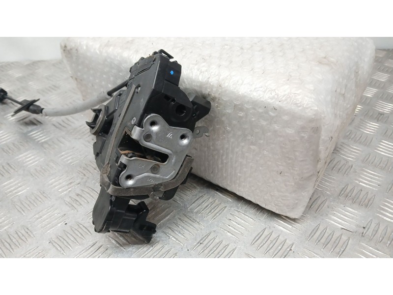 Recambio de cerradura puerta delantera izquierda para renault express furgoneta/monovolumen 1.5 blue dci 95 (f6ab) referencia OE