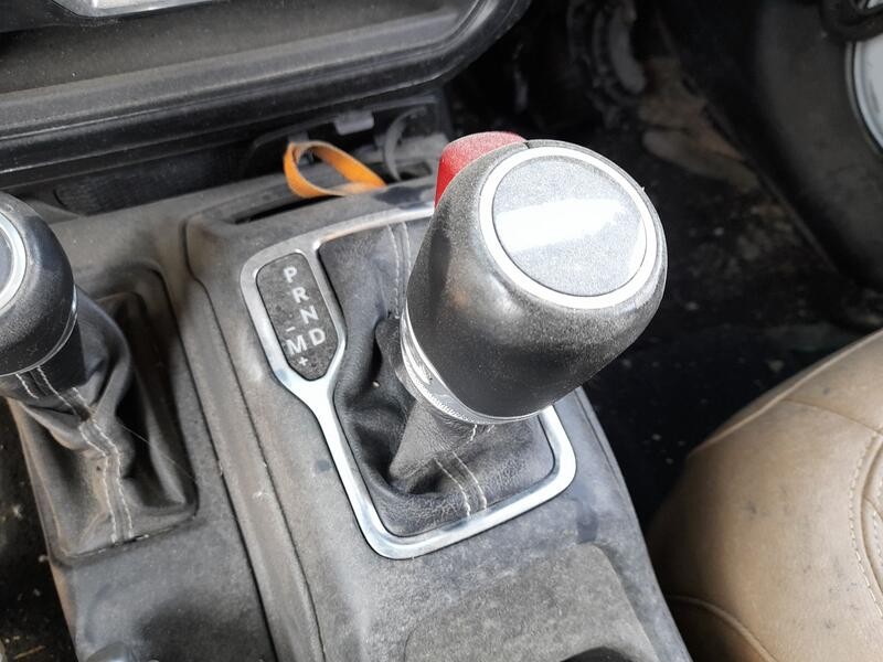 Recambio de palanca cambio para jeep gladiator pick-up (jt_) 3.0 d 4wd referencia OEM IAM 68620944AB  