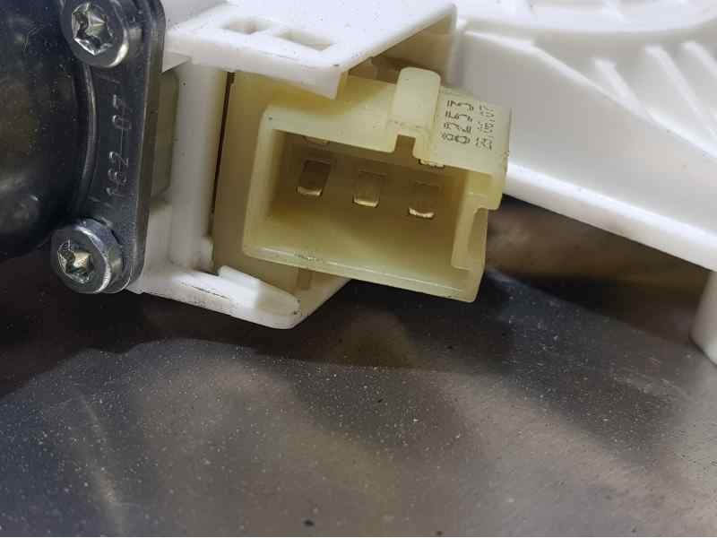 Recambio de elevalunas delantero izquierdo para mercedes-benz clase c (w204) berlina c 280 (204.054) referencia OEM IAM A2047600