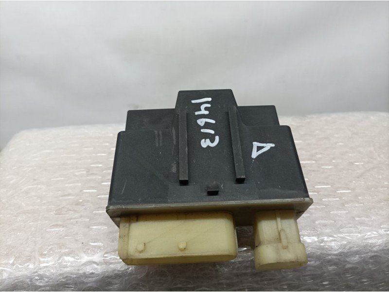 Recambio de centralita electros para citroën c3 collection referencia OEM IAM 9652021180 018010951 